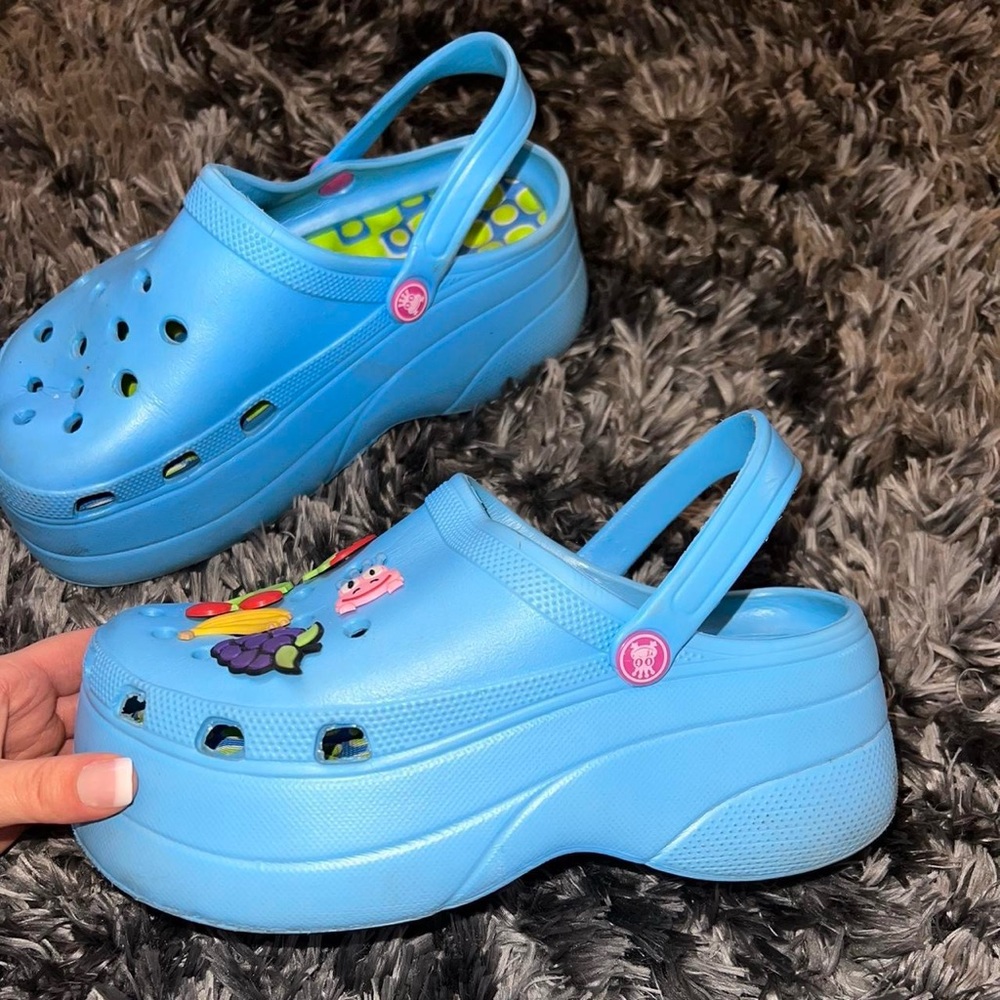 Platform crocs
